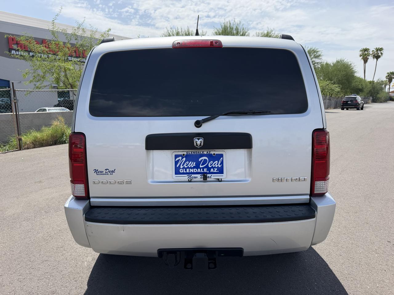Dodge Nitro Heat 4WD 2011