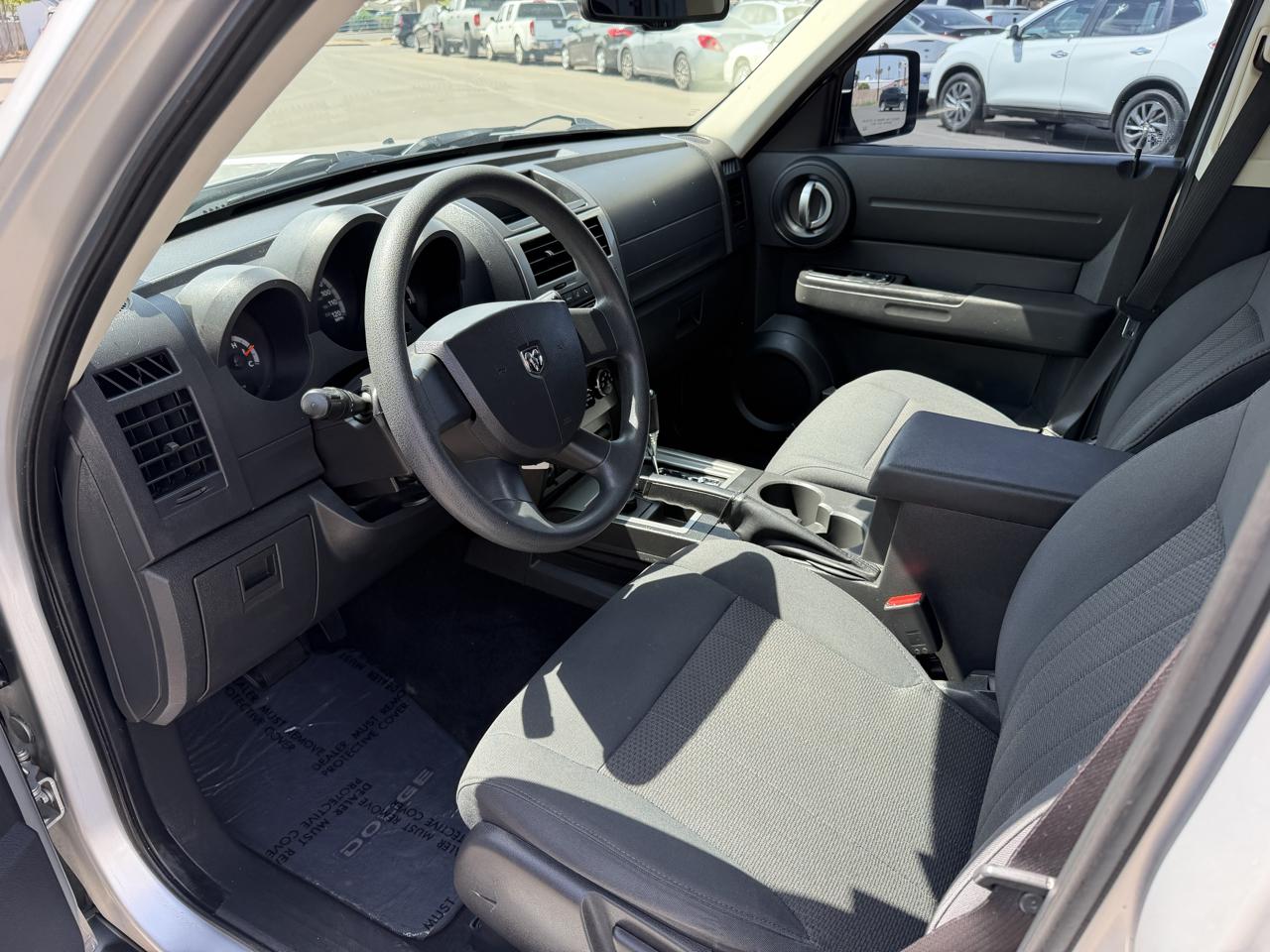 Dodge Nitro Heat 4WD 2011