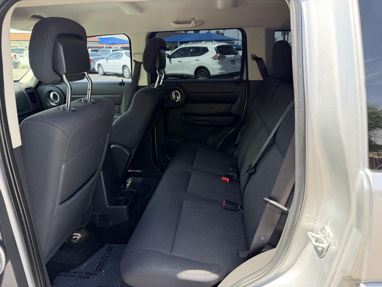 Dodge Nitro Heat 4WD 2011