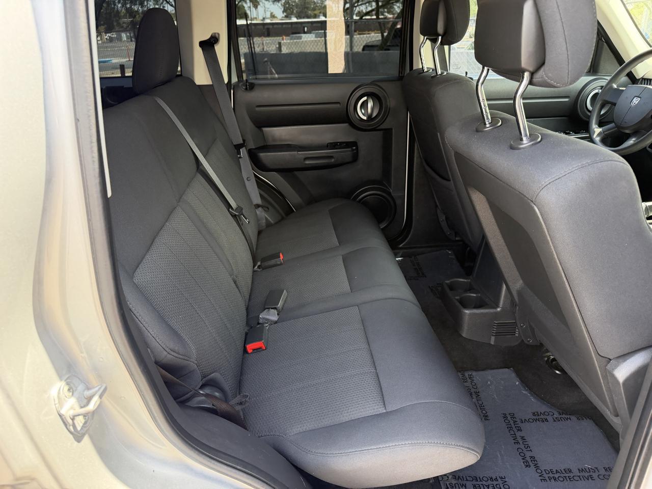 Dodge Nitro Heat 4WD 2011