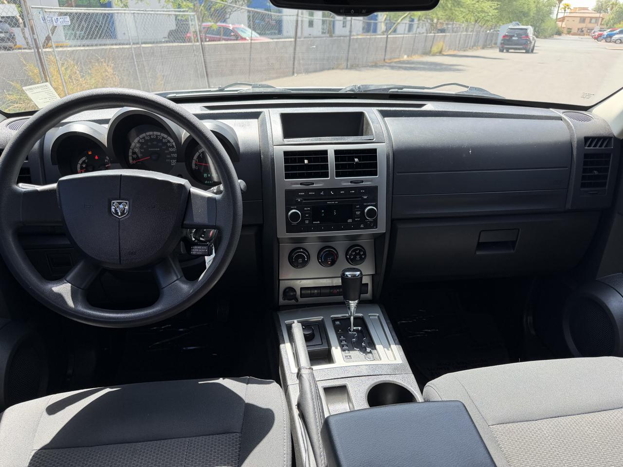 Dodge Nitro Heat 4WD 2011