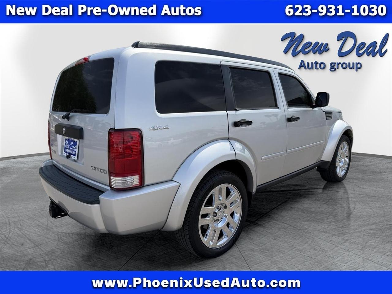 Dodge Nitro Heat 4WD 2011