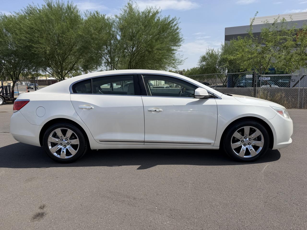 Buick LaCrosse CXS 2011