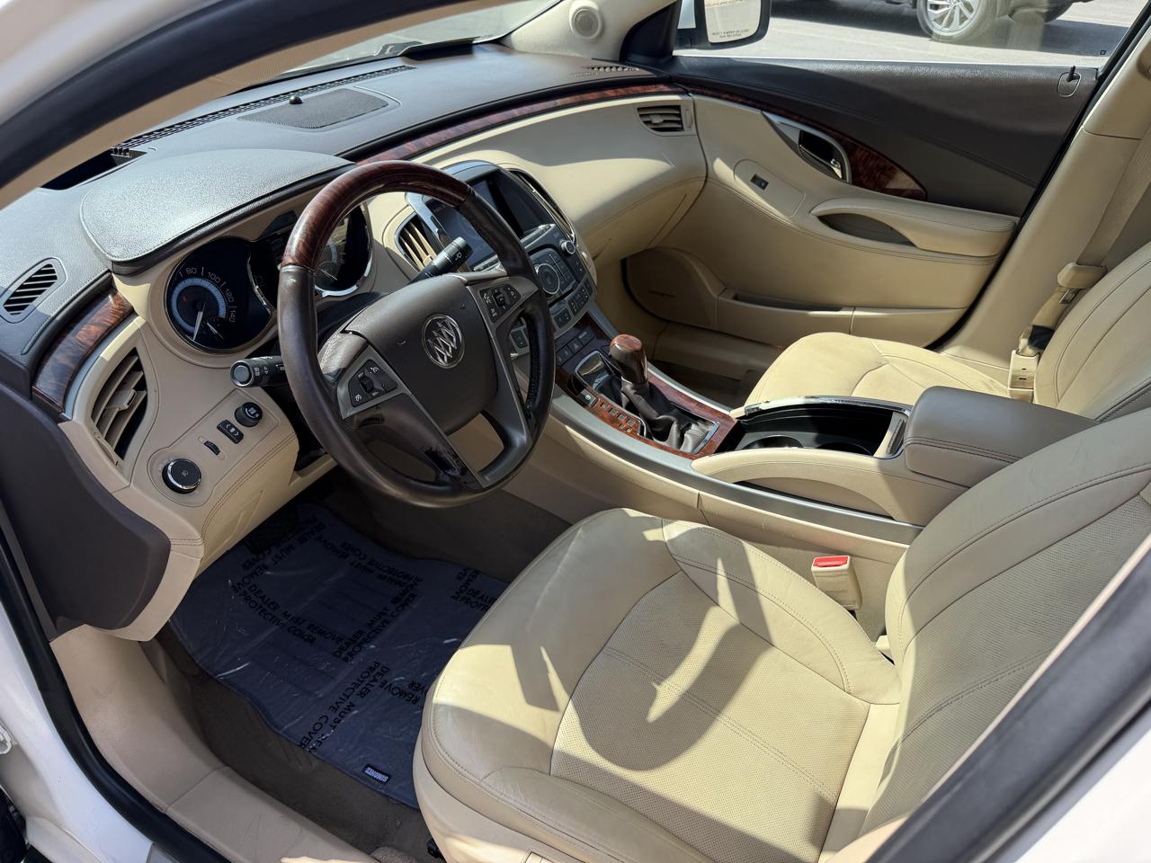 Buick LaCrosse CXS 2011