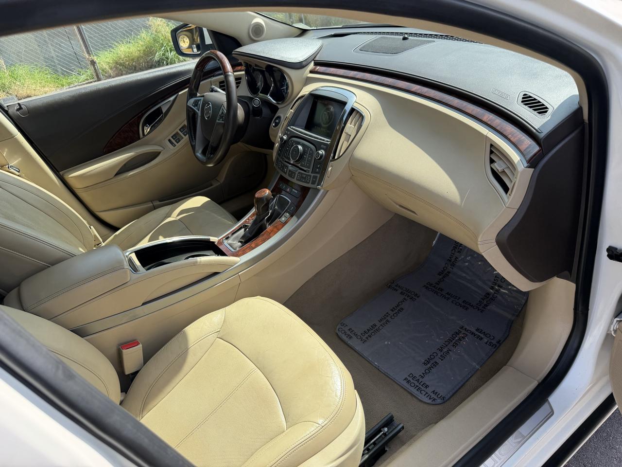 Buick LaCrosse CXS 2011