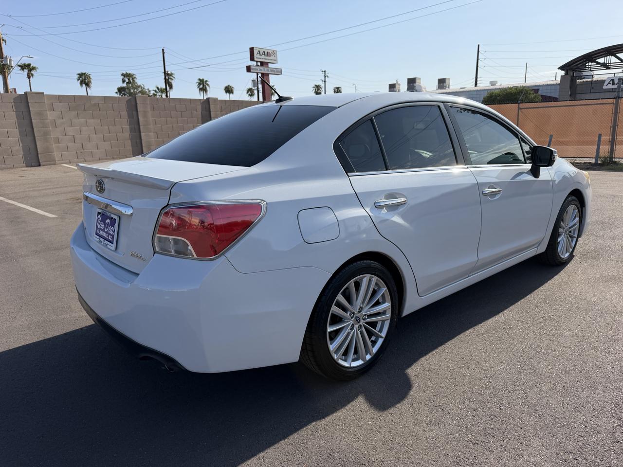 Subaru Impreza 2.0i Limited PZEV 4-Door 2015
