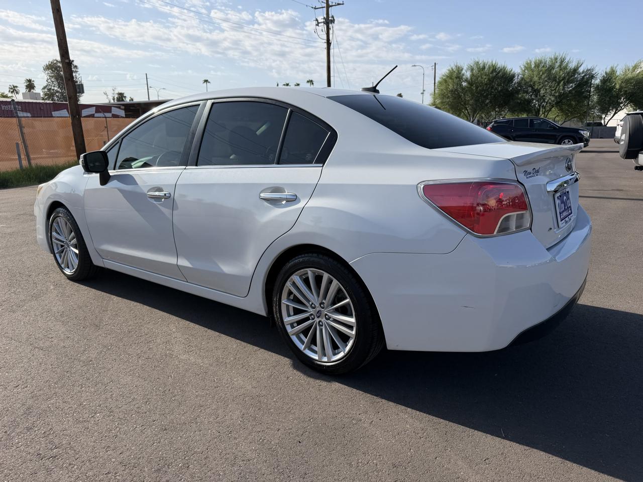 Subaru Impreza 2.0i Limited PZEV 4-Door 2015
