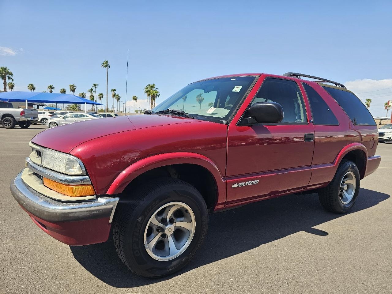 Chevrolet Blazer LS 2-Door 2WD 2001