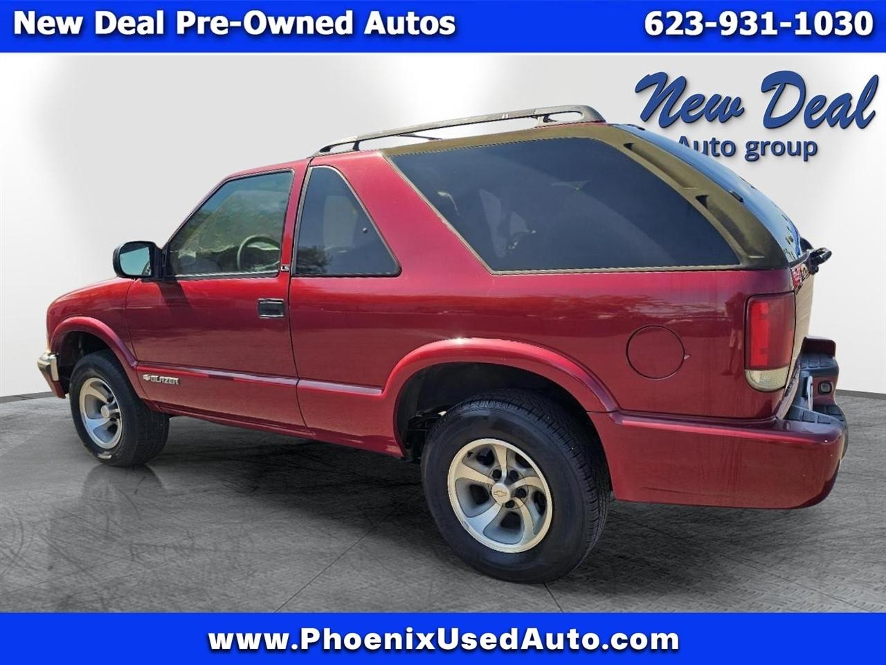 Chevrolet Blazer LS 2-Door 2WD 2001