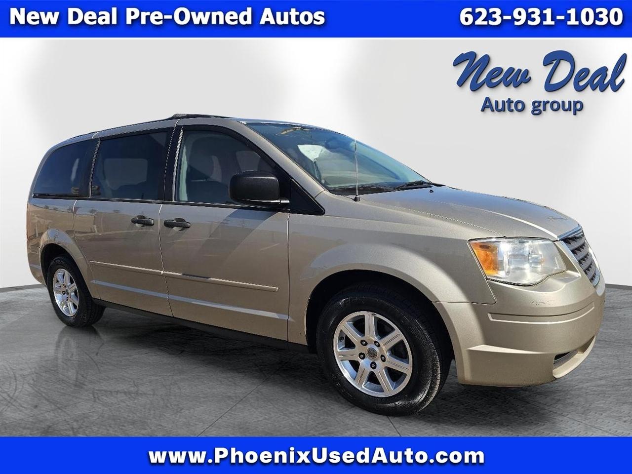 2008 Chrysler Town & Country LX