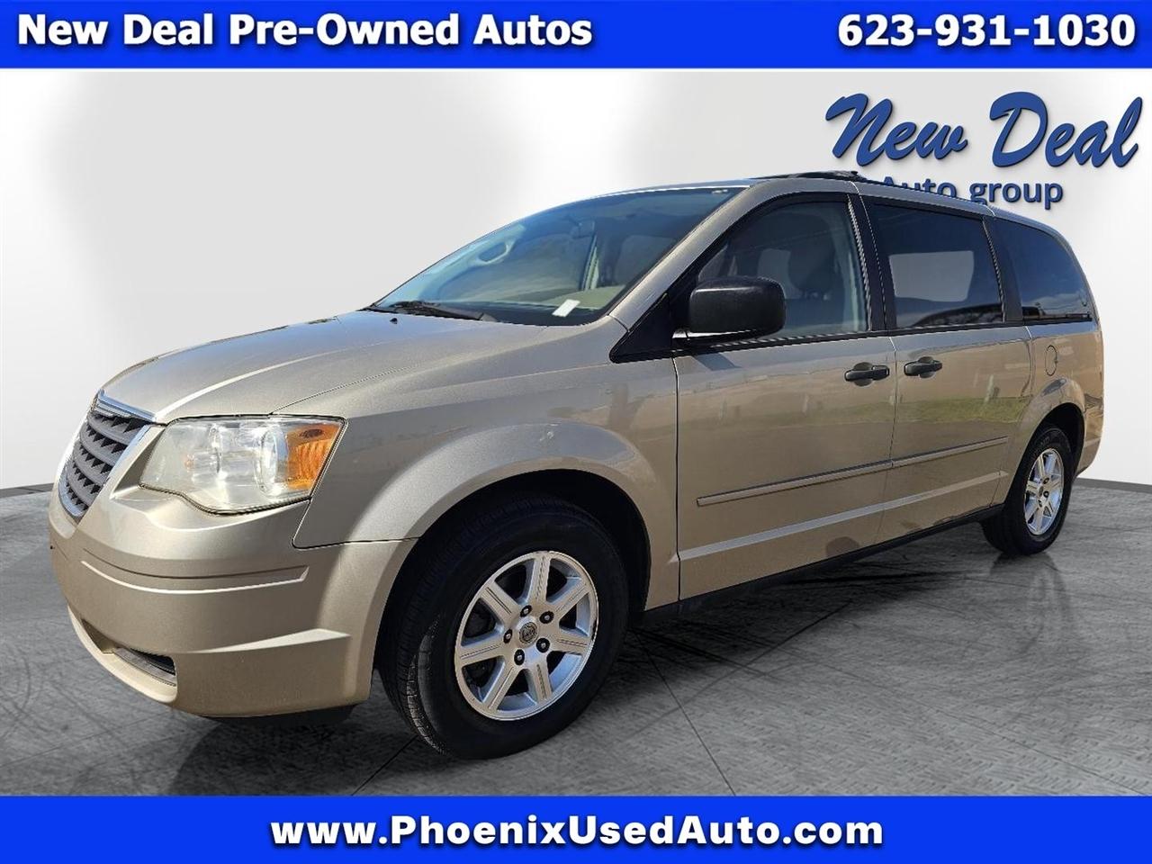 Chrysler Town & Country LX 2008