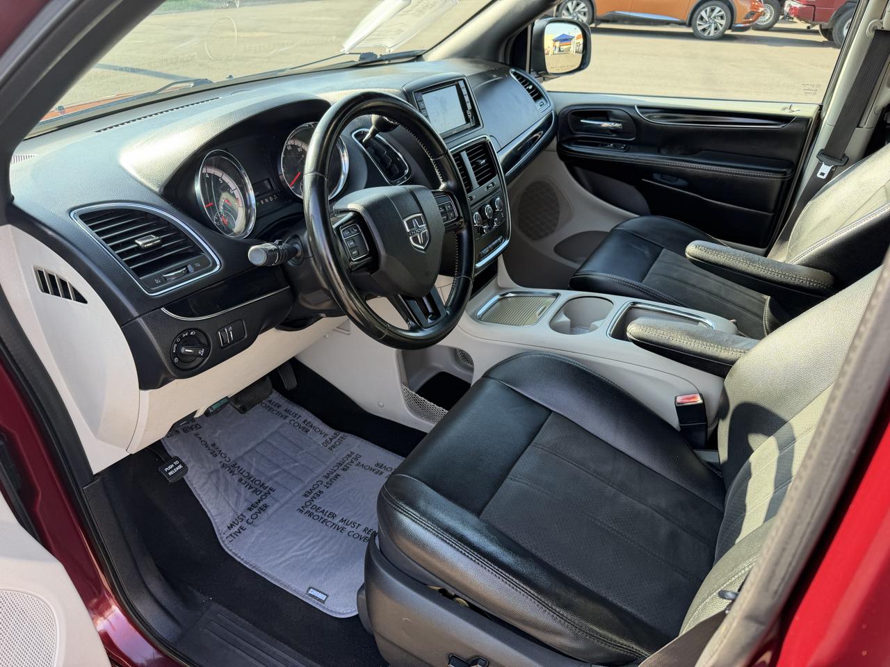 Dodge Grand Caravan SXT 2020
