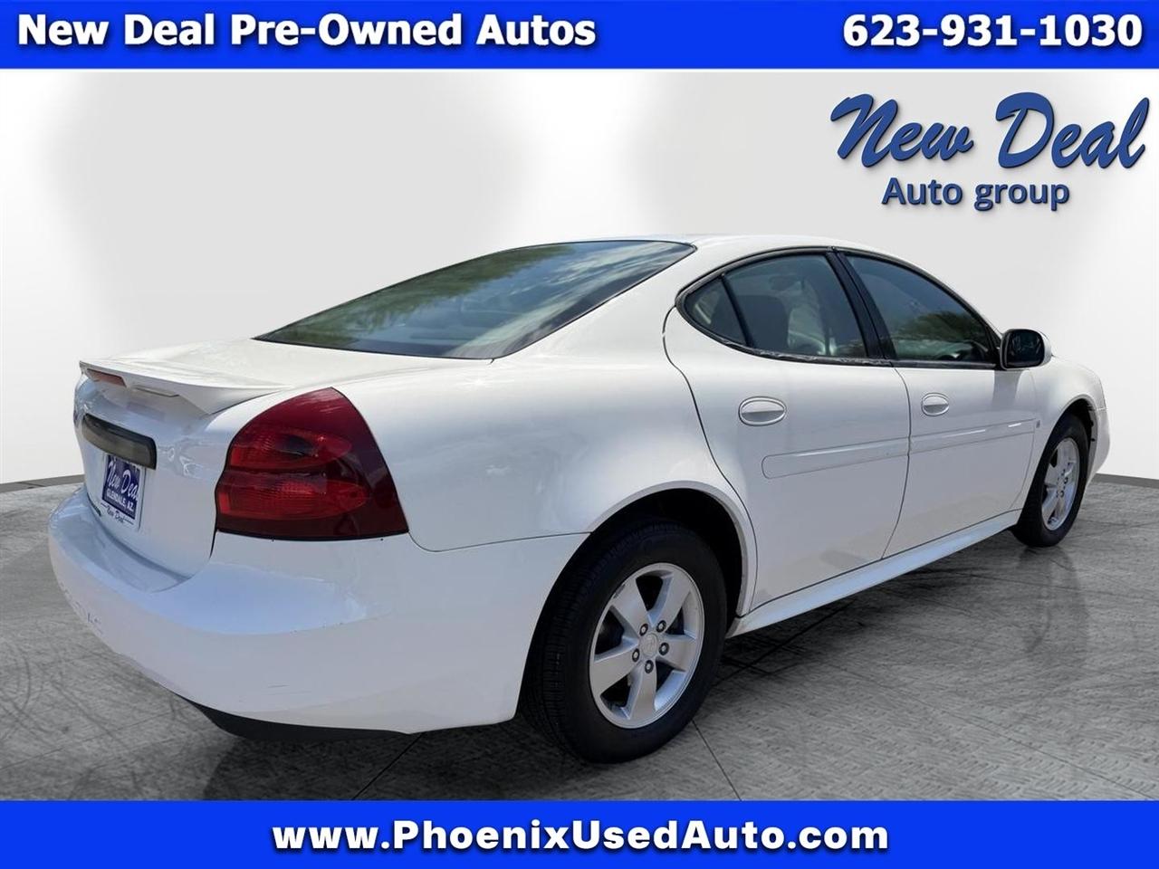 Pontiac Grand Prix Sedan 2007