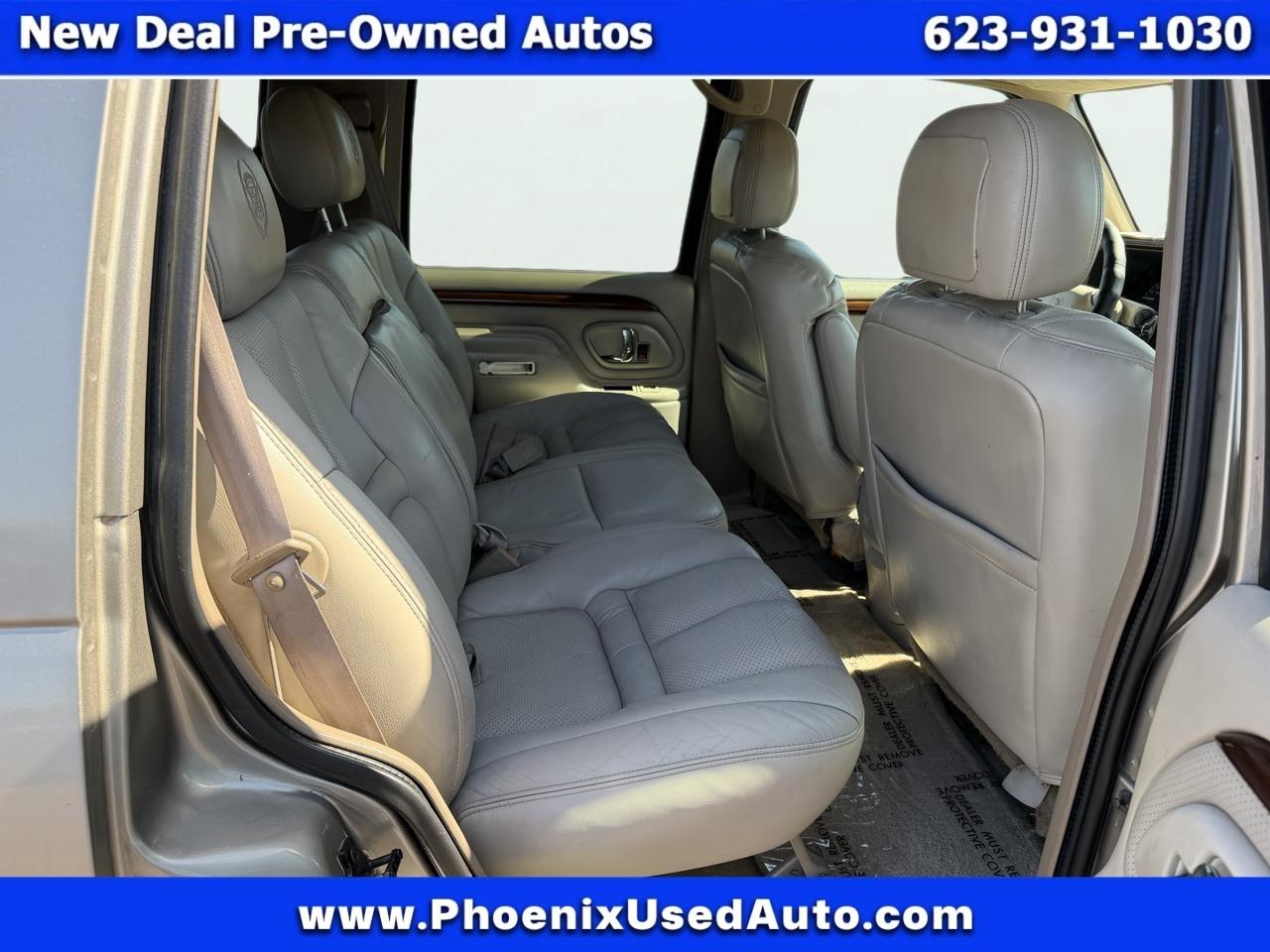 Cadillac Escalade 4WD 2000