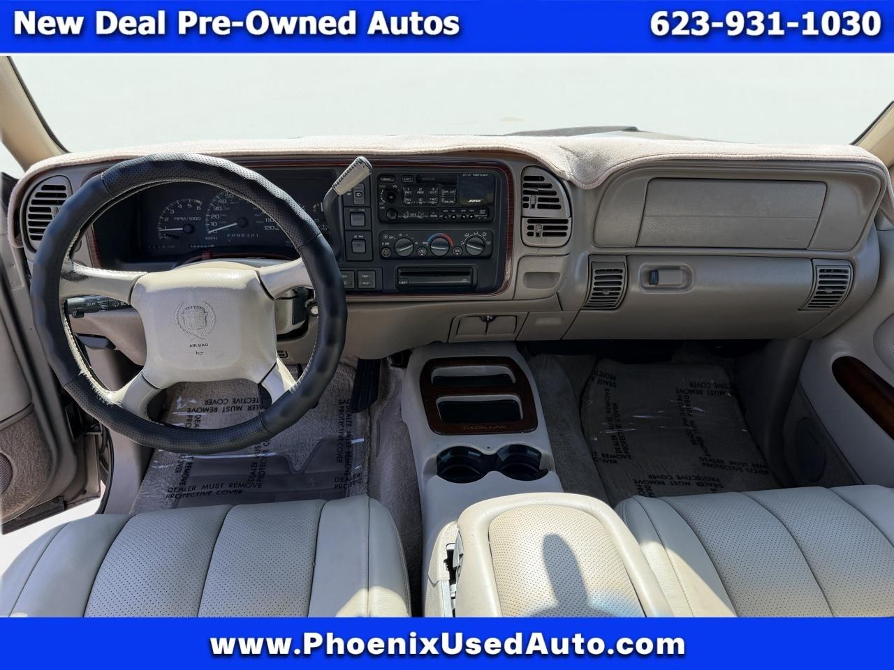 Cadillac Escalade 4WD 2000