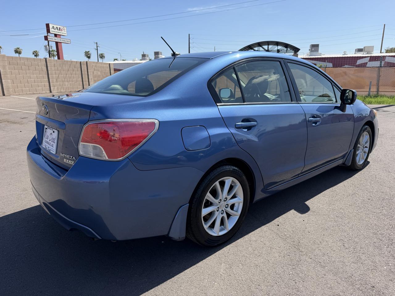 Subaru Impreza 2.0i Premium 4-Door w/All Weather Package 2014