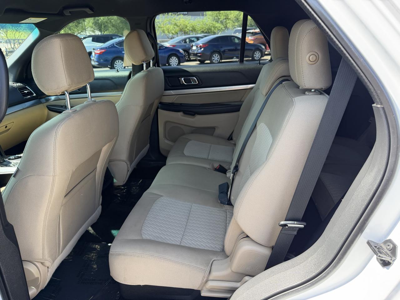 Ford Explorer Base FWD 2017