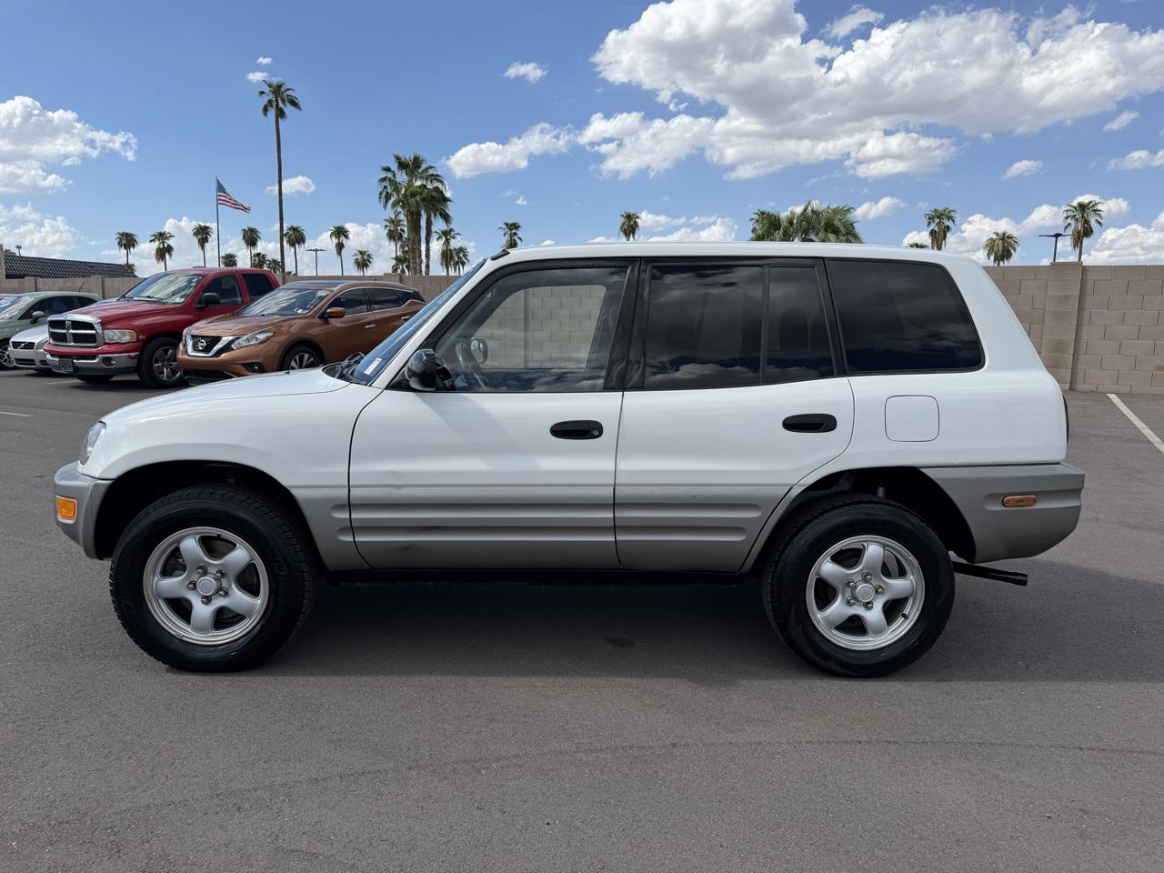 Toyota RAV4 4-Door 4WD 1998