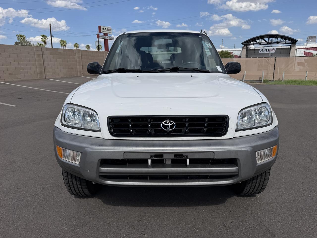 Toyota RAV4 4-Door 4WD 1998