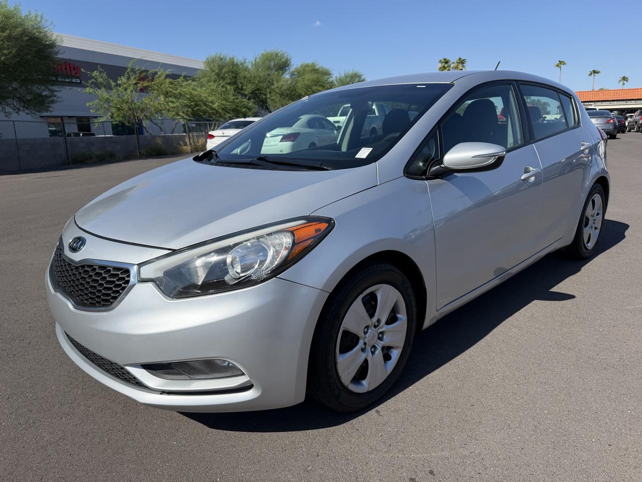Kia Forte 5-Door LX 2016