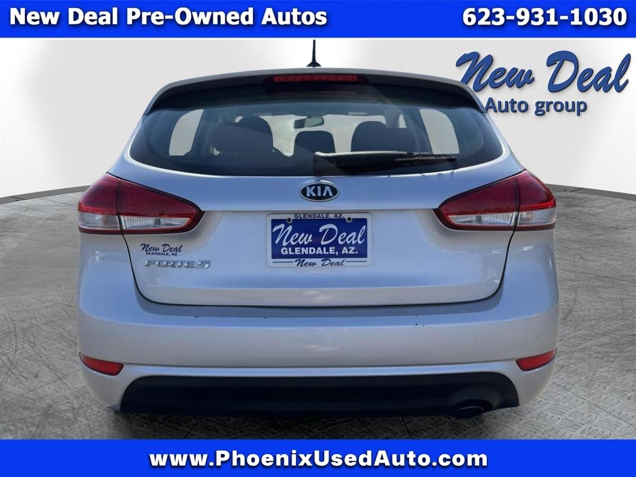 Kia Forte 5-Door LX 2016