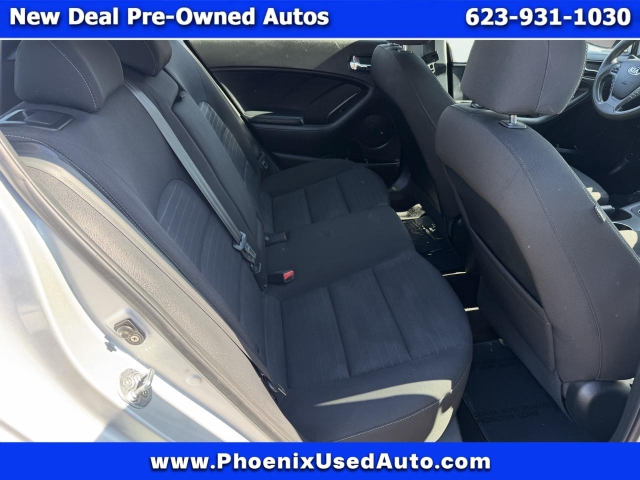 Kia Forte 5-Door LX 2016