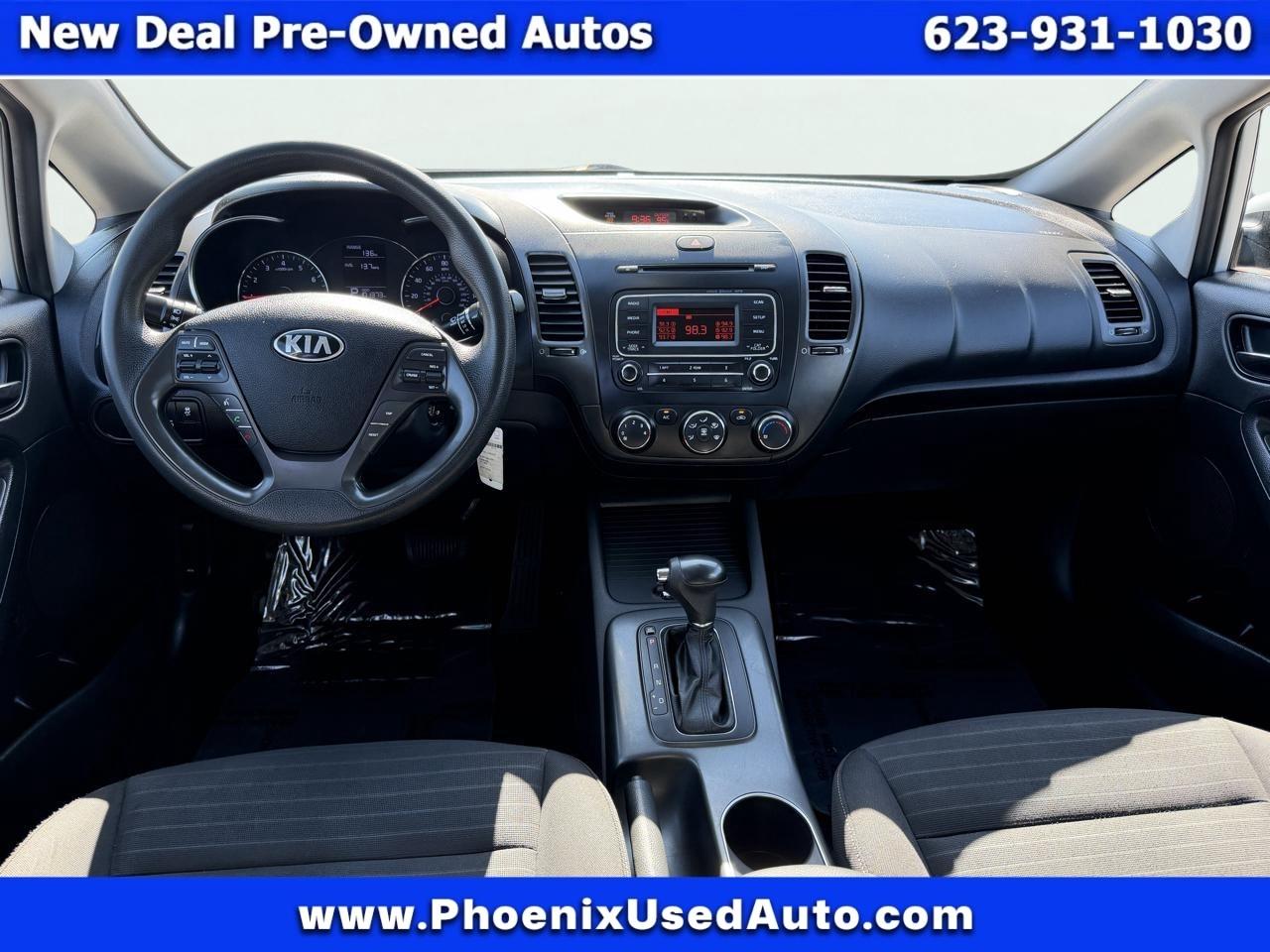 Kia Forte 5-Door LX 2016