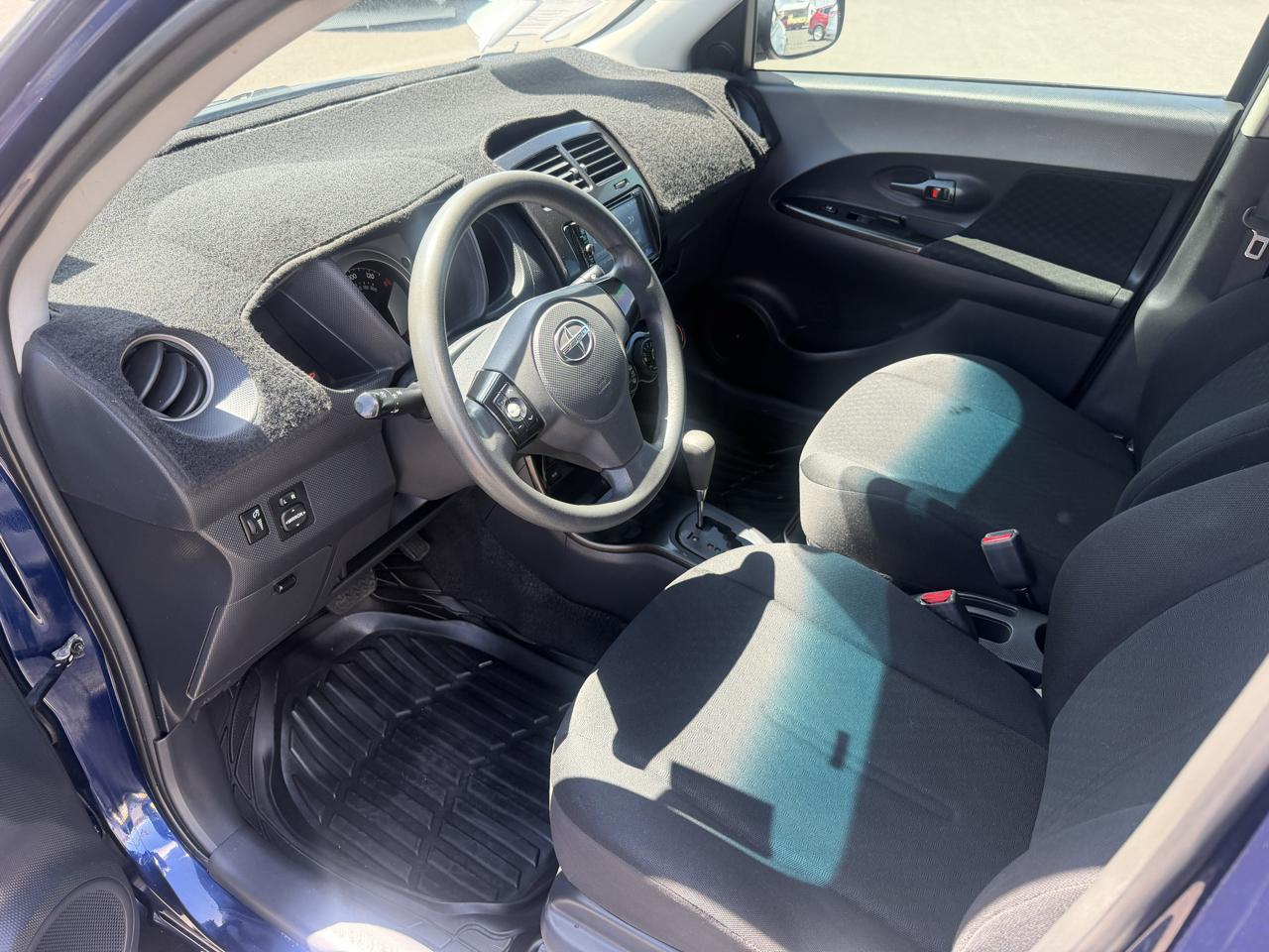 Scion xD 5-Door Wagon 2008