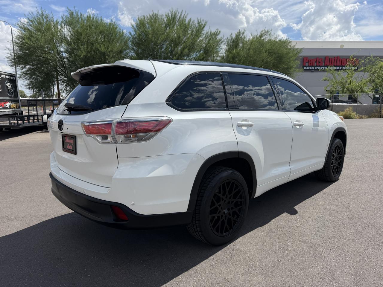 Toyota Highlander Limited FWD V6 2014