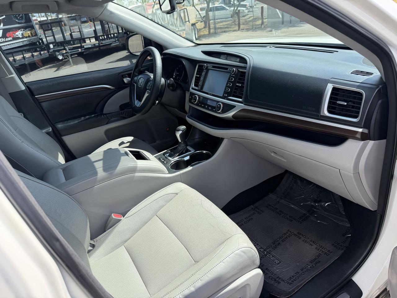 Toyota Highlander Limited FWD V6 2014