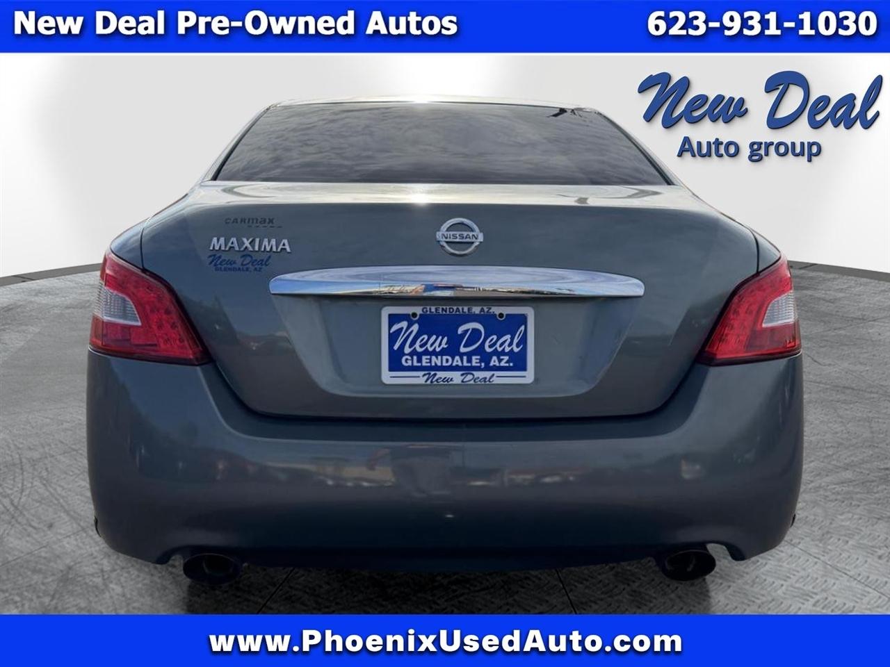Nissan Maxima S 2009