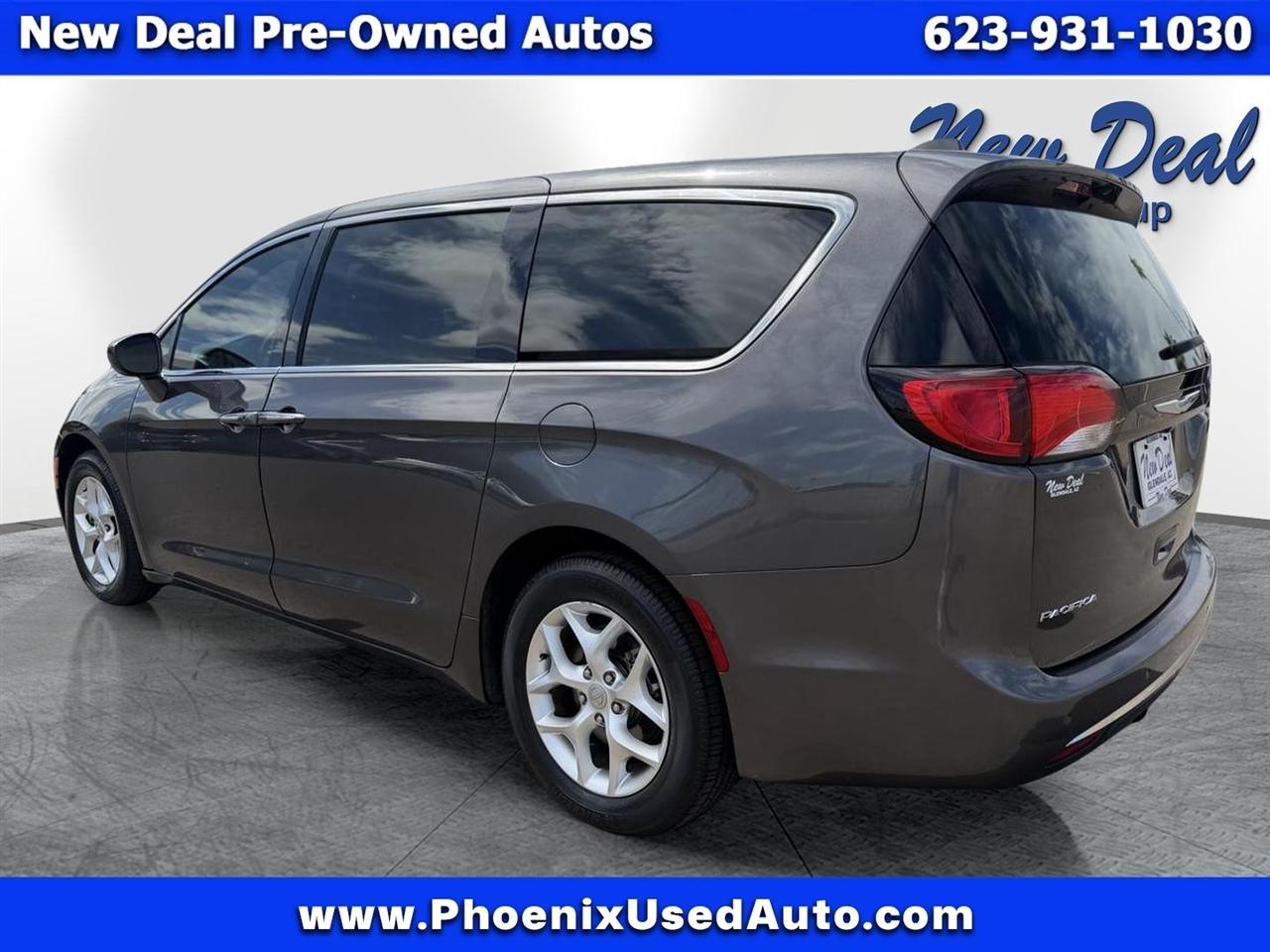 Chrysler Pacifica Touring Plus 2020
