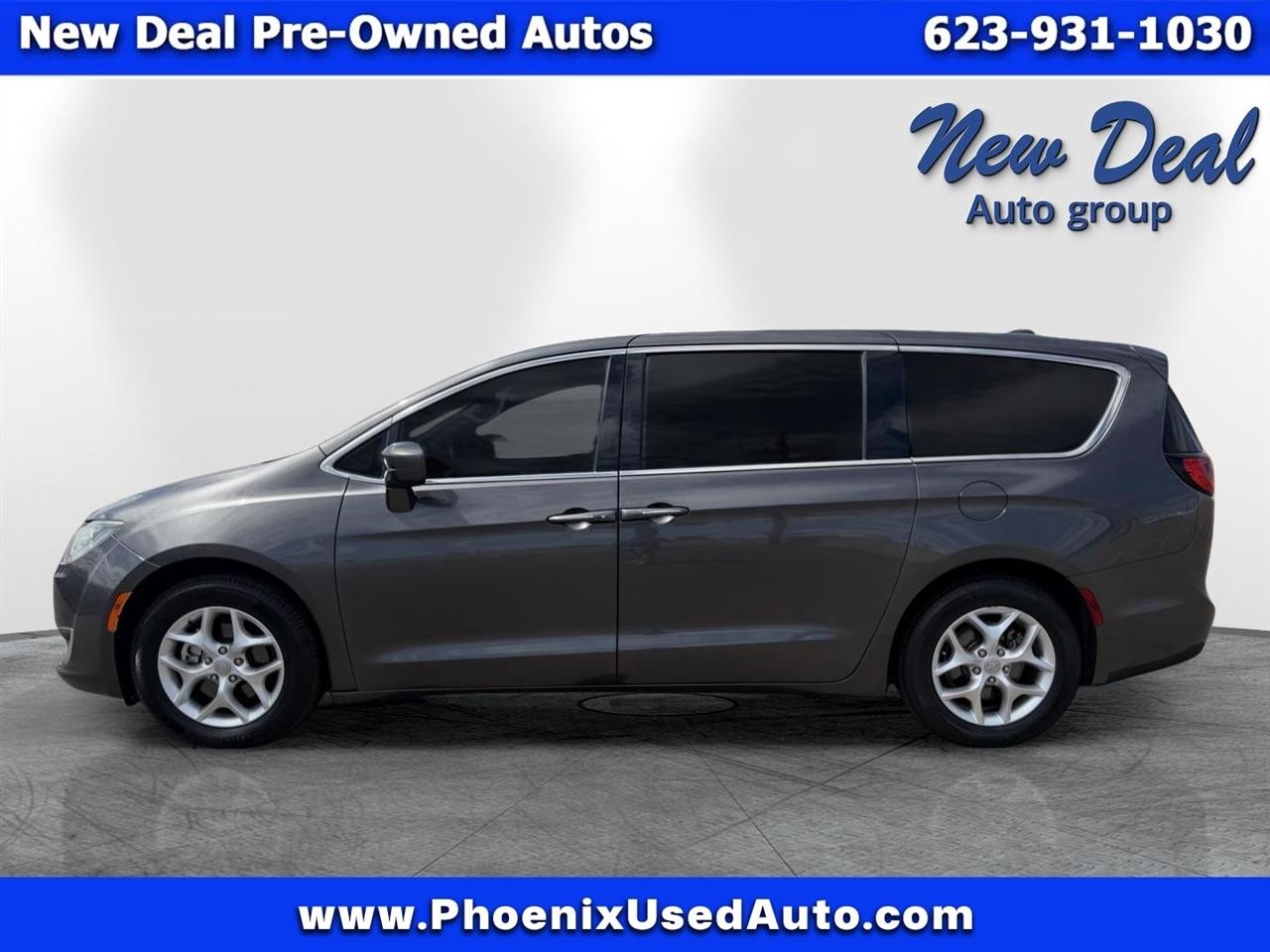 Chrysler Pacifica Touring Plus 2020