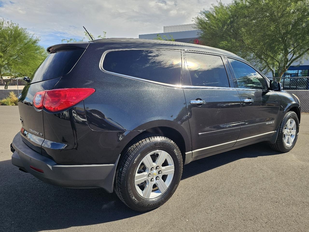Chevrolet Traverse LT1 FWD 2009