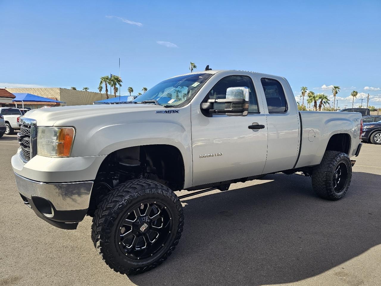 GMC Sierra 2500HD SLE 4WD 2011