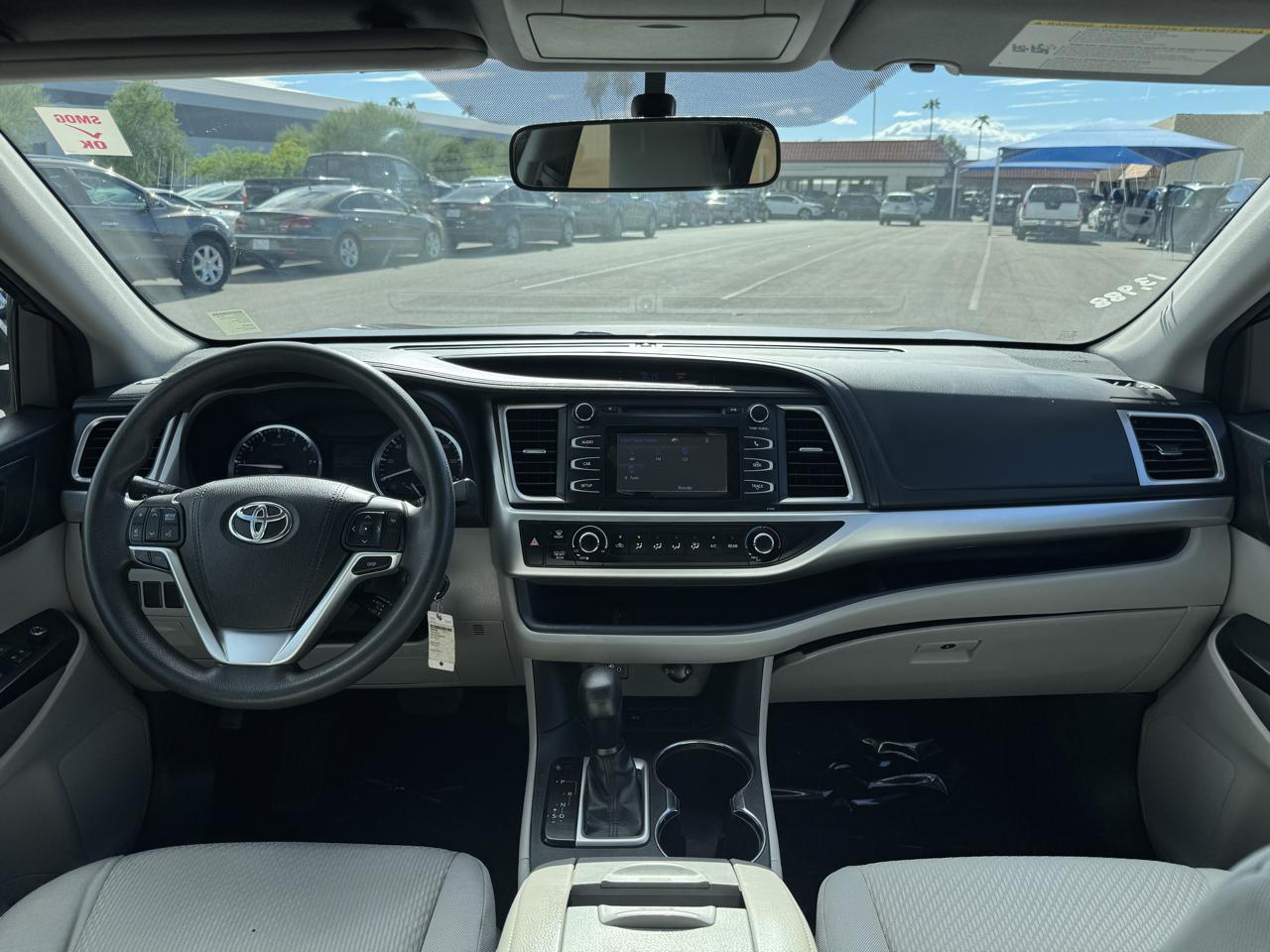 Toyota Highlander LE FWD V6 2016