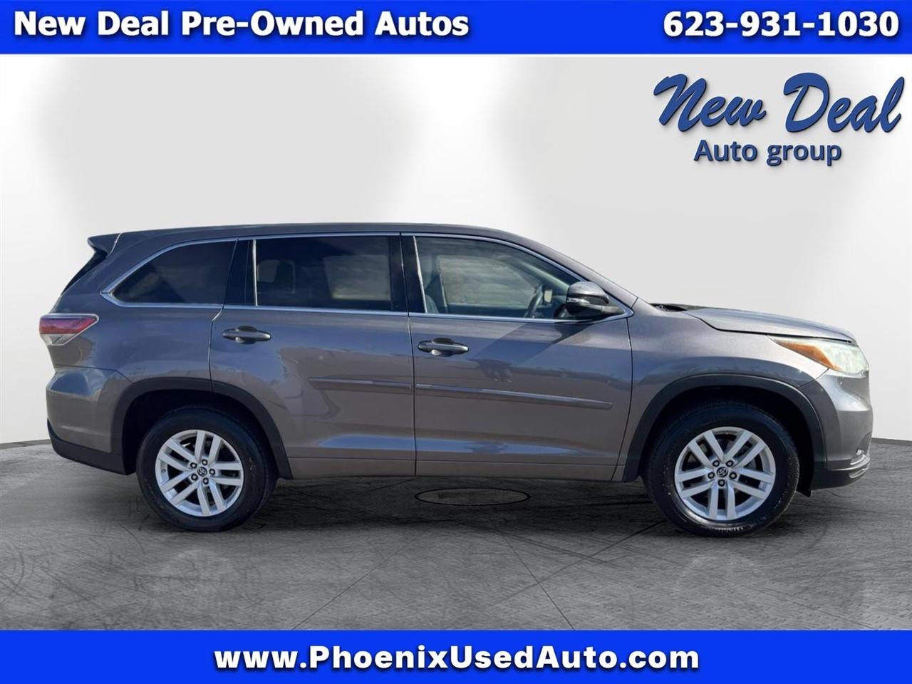 Toyota Highlander LE FWD V6 2016