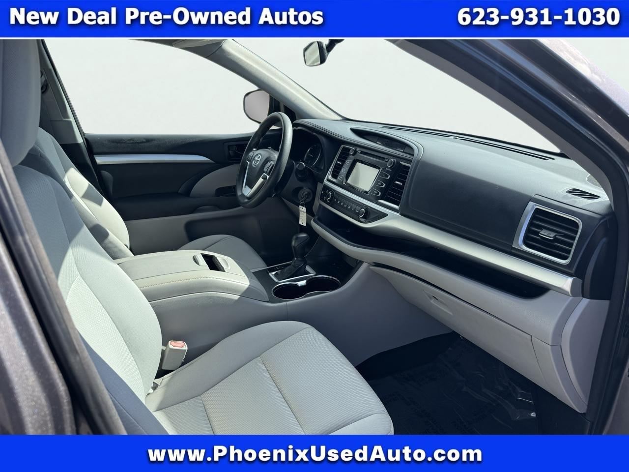 Toyota Highlander LE FWD V6 2016