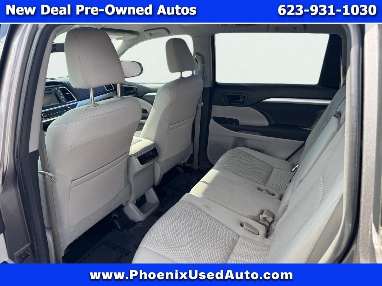 Toyota Highlander LE FWD V6 2016