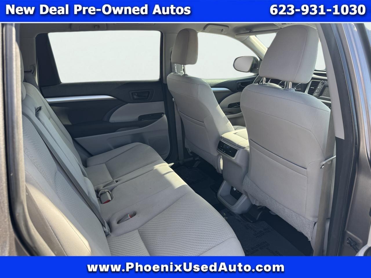 Toyota Highlander LE FWD V6 2016