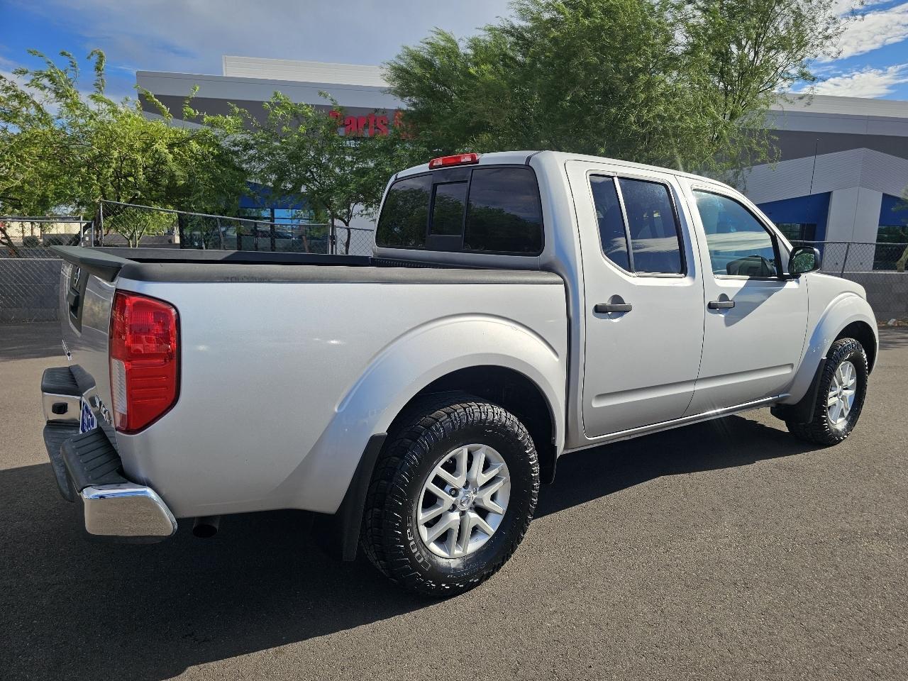 Nissan Frontier Crew Cab 4x4 SV 2014