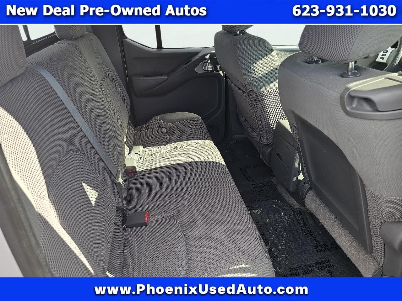 Nissan Frontier Crew Cab 4x4 SV 2014