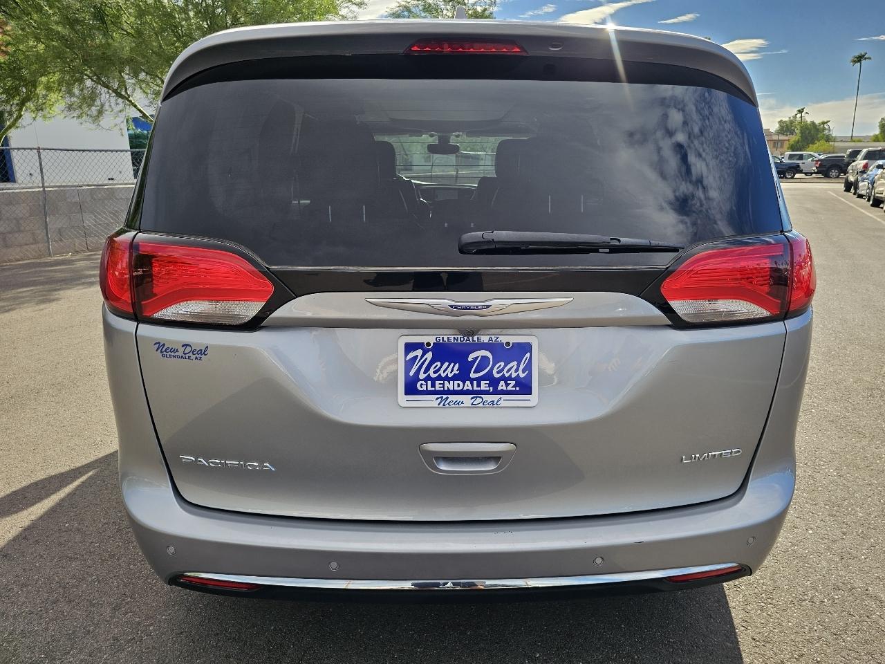 Chrysler Pacifica Limited 2019