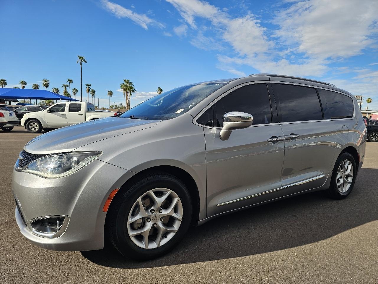 Chrysler Pacifica Limited 2019