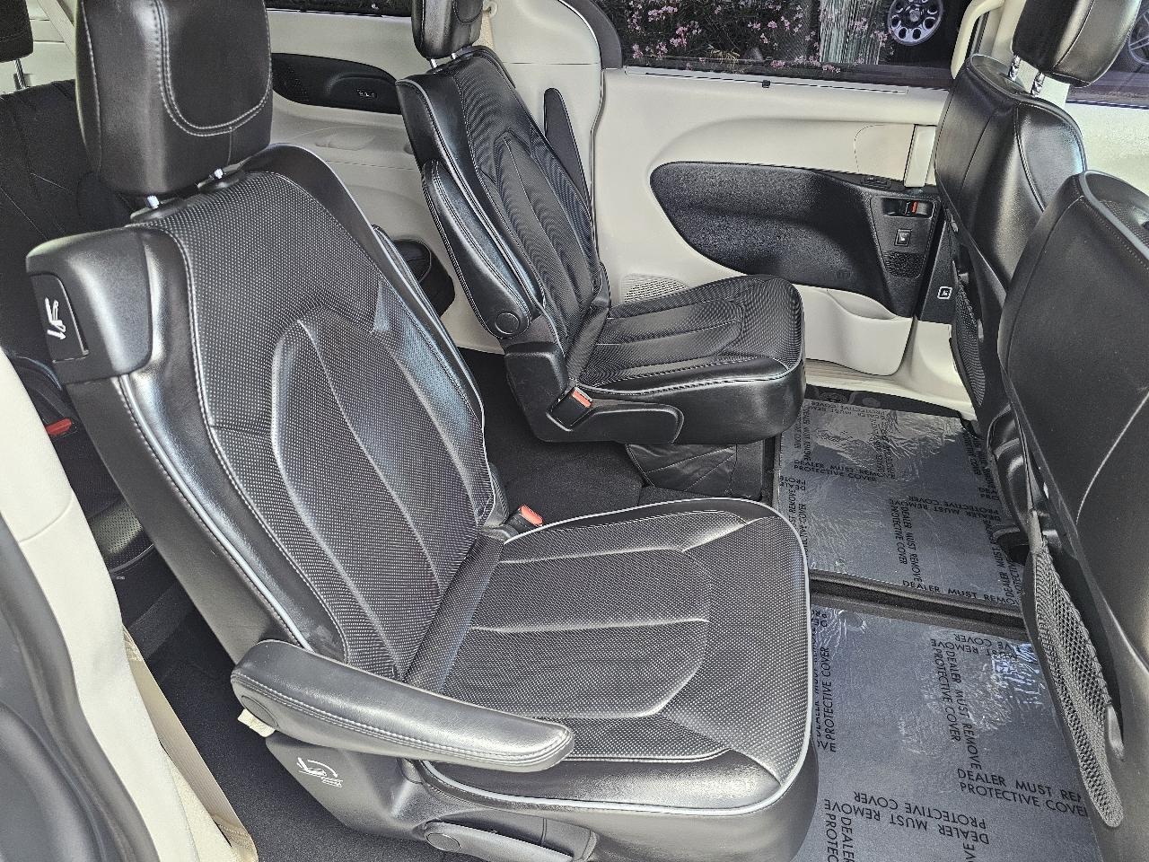 Chrysler Pacifica Limited 2019