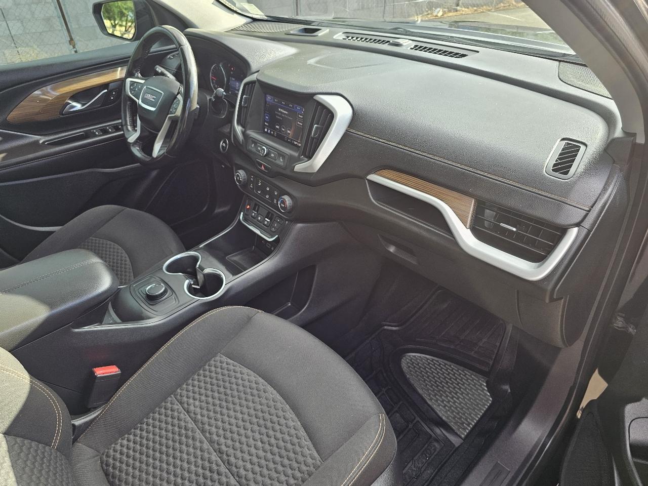 GMC Terrain SLE 2020