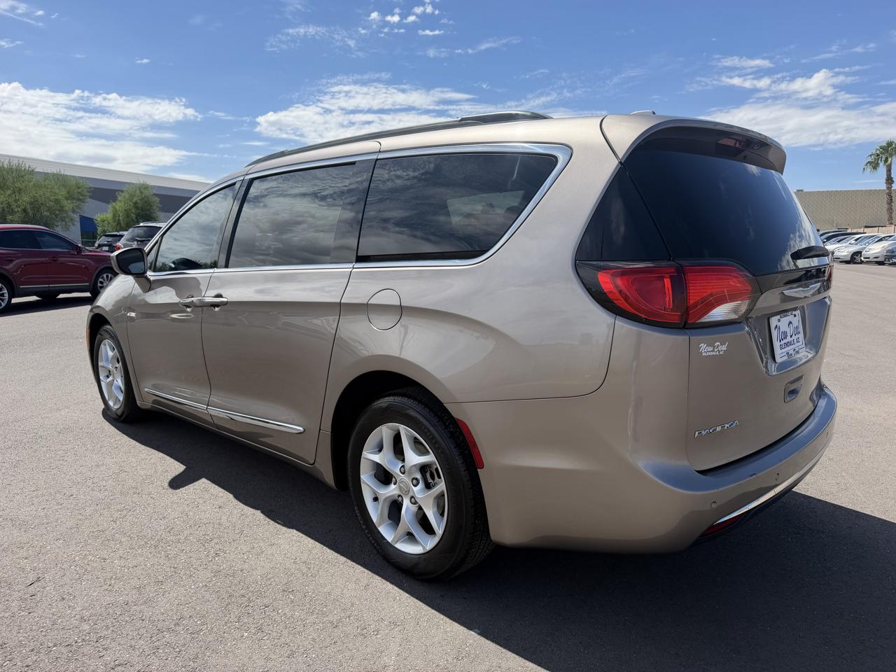 Chrysler Pacifica Touring-L 2017