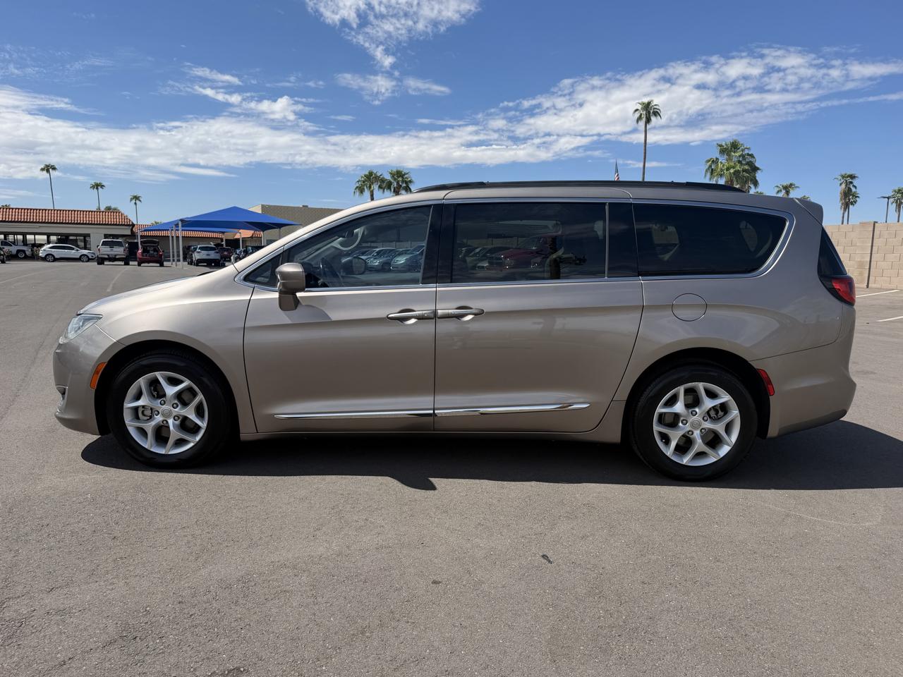 Chrysler Pacifica Touring-L 2017