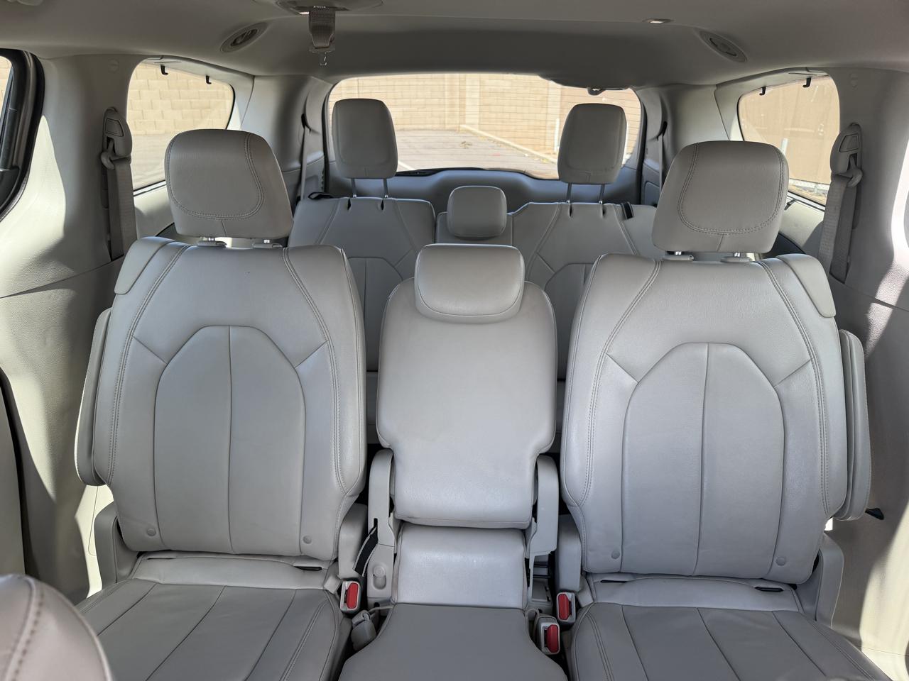 Chrysler Pacifica Touring-L 2017