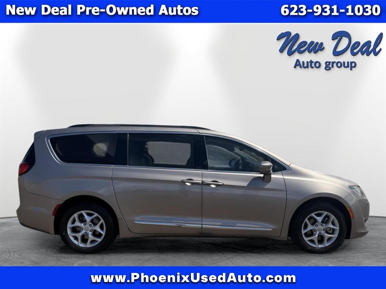 Chrysler Pacifica Touring-L 2017